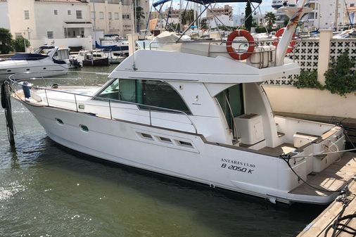 Beneteau Antares 13.80 image