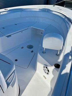 Sportsman OPEN-232-CENTER-CONSOLE image