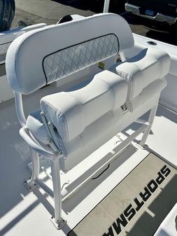 Sportsman OPEN-232-CENTER-CONSOLE image