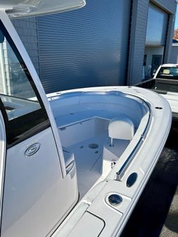 Sportsman OPEN-232-CENTER-CONSOLE image