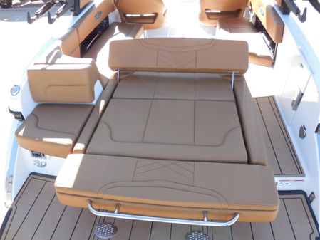 Chaparral 30-SURF image