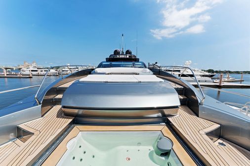 Riva 110' Dolcevita image