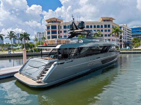 Riva 110' Dolcevita image