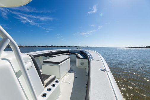Yellowfin 39 Center Console image