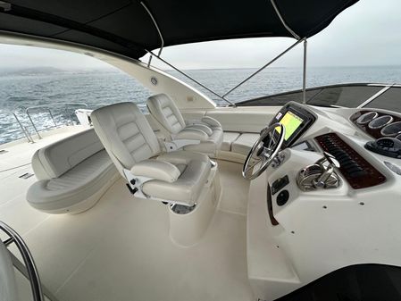 Meridian 580 Pilothouse image