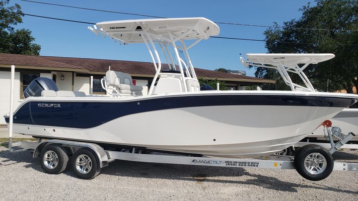 Sea Fox 248 Commander - main image