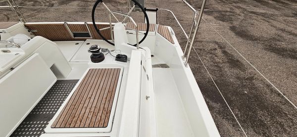 Jeanneau Sun Odyssey 440 image