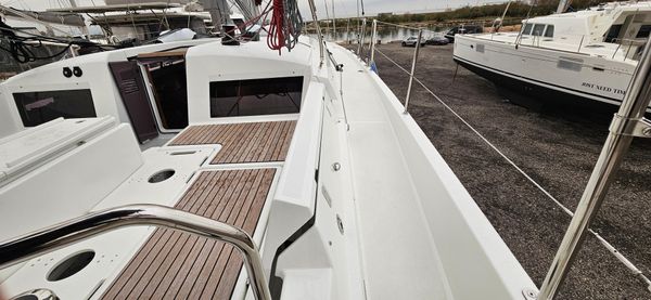 Jeanneau Sun Odyssey 440 image