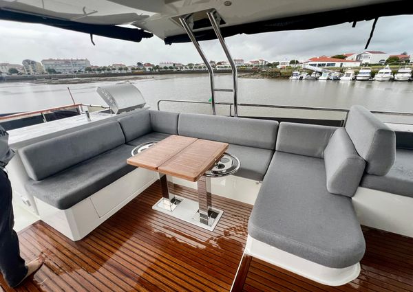 Beneteau Swift Trawler 54 image