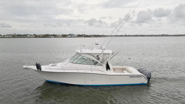 Grady-White Express 360