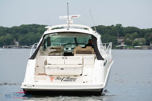 Sea Ray 410 Sundancer image