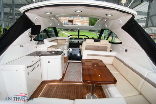 Sea Ray 410 Sundancer image