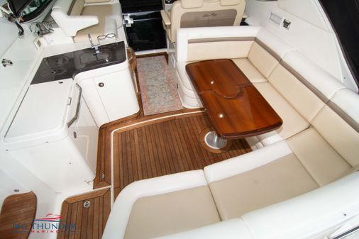 Sea Ray 410 Sundancer image