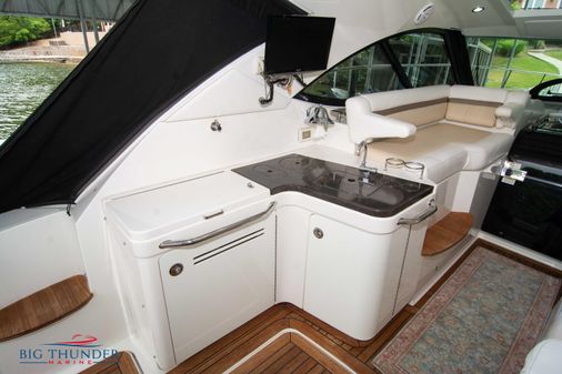 Sea Ray 410 Sundancer image