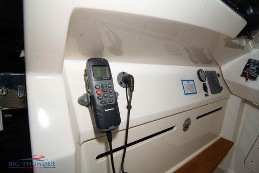 Sea Ray 410 Sundancer image