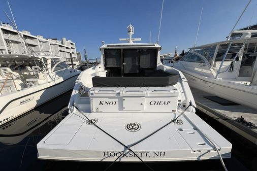 Cruisers Yachts 42 Cantius image