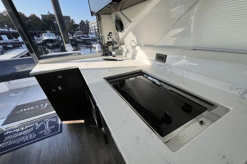 Cruisers Yachts 42 Cantius image