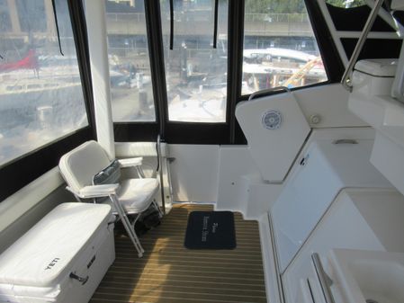 Silverton 351-AFT-CABIN image