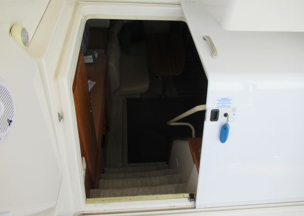 Silverton 352-AFT-CABIN image