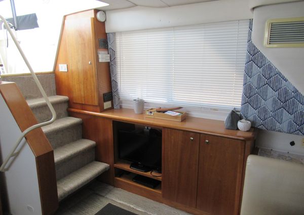 Silverton 352-AFT-CABIN image