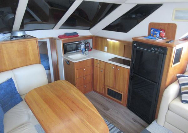 Silverton 352-AFT-CABIN image