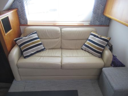 Silverton 351-AFT-CABIN image