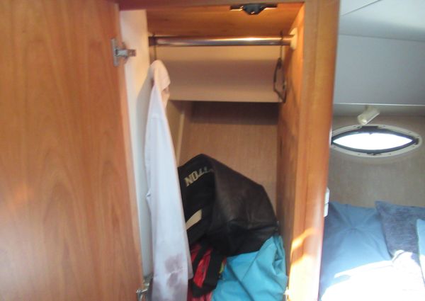 Silverton 352-AFT-CABIN image