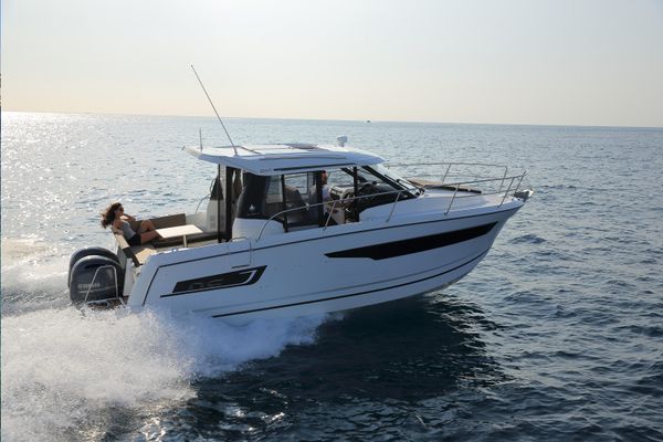 Jeanneau NC 895 - main image