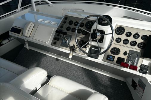 Carver 406 Motor Yacht image