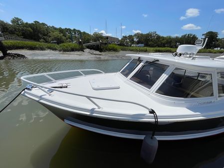 Bertram 31 Sedan Hardtop Cruiser image