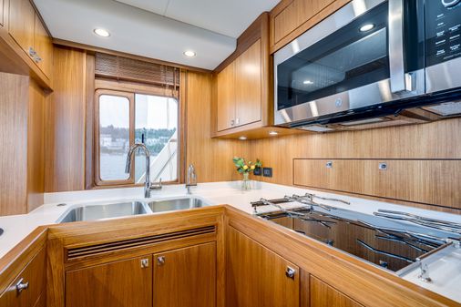 Fleming 58-PILOTHOUSE image