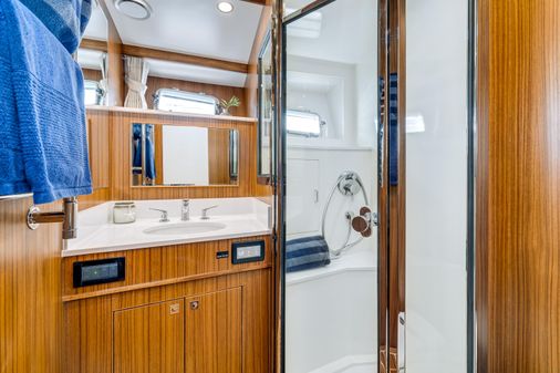 Fleming 58-PILOTHOUSE image