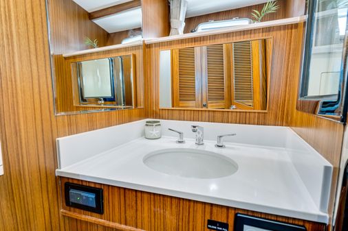 Fleming 58-PILOTHOUSE image