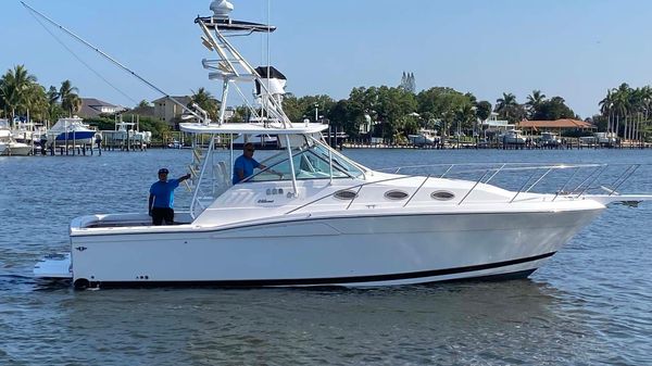 Wellcraft Coastal 330 