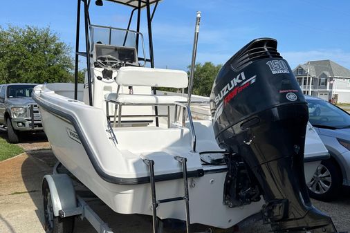 Boston-whaler OUTRAGE-18 image