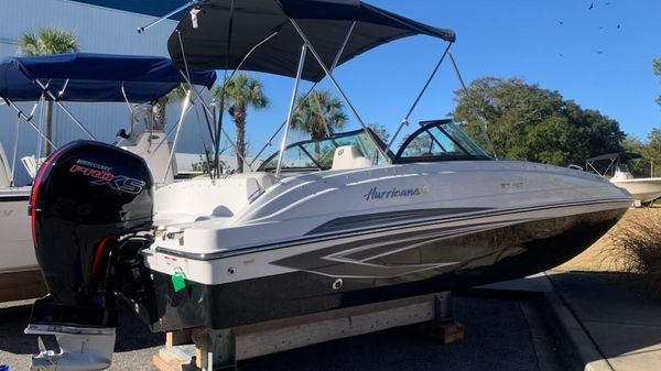 Hurricane SunDeck 187 OB 