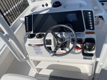 Robalo 246 image