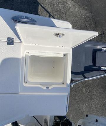 Robalo 246 image