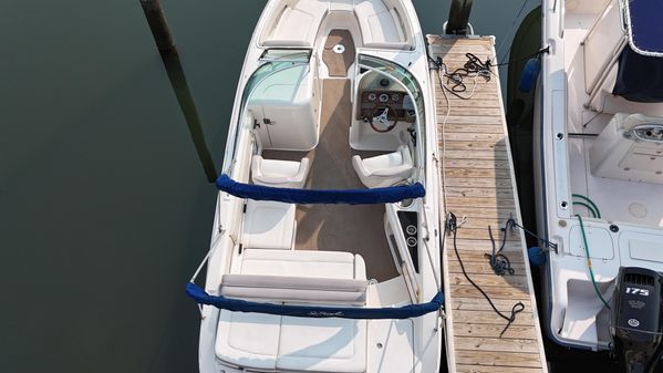 Sea-ray 240-SUNDECK image