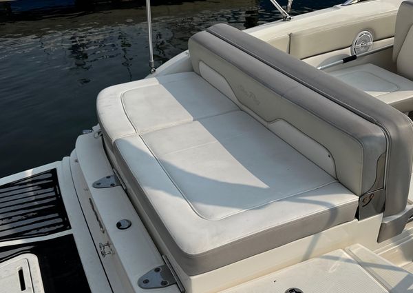 Sea-ray 240-SUNDECK image