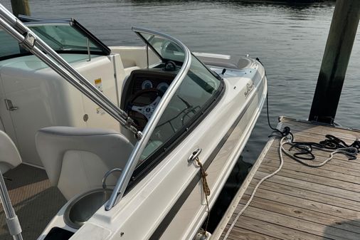 Sea-ray 240-SUNDECK image