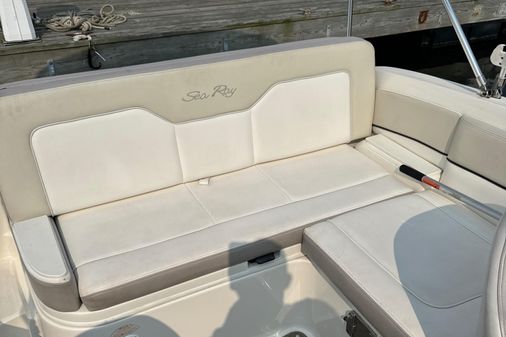 Sea-ray 240-SUNDECK image