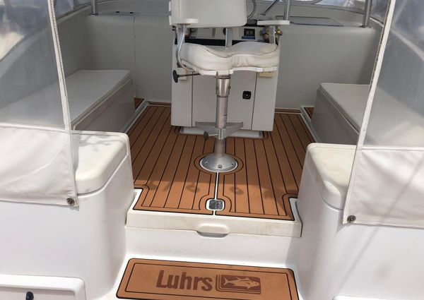 Luhrs 320-OPEN image