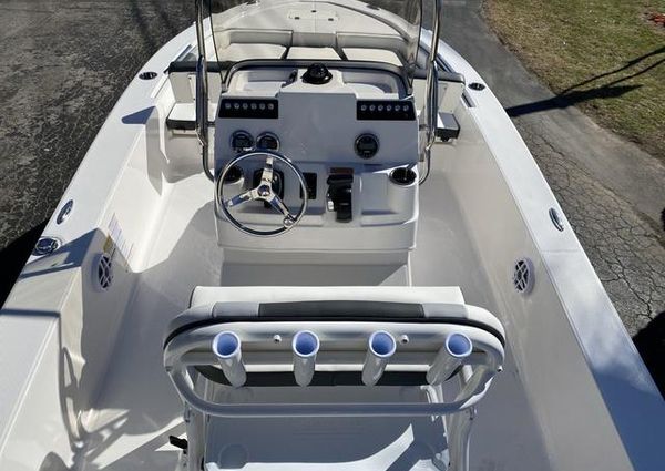 Robalo 206 image