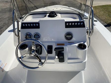 Robalo 206 image