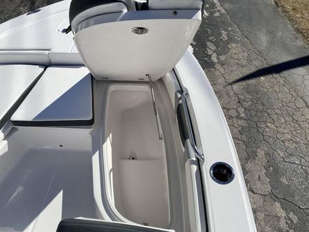 Robalo 206 image