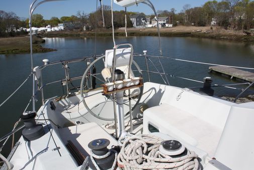 Ericson 38-200 image