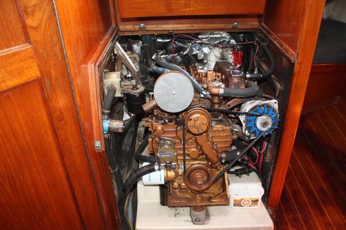 Ericson 38-200 image