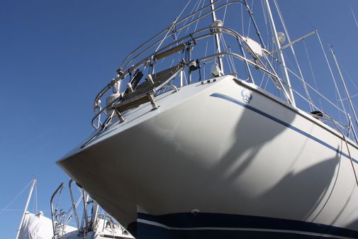Ericson 38-200 image
