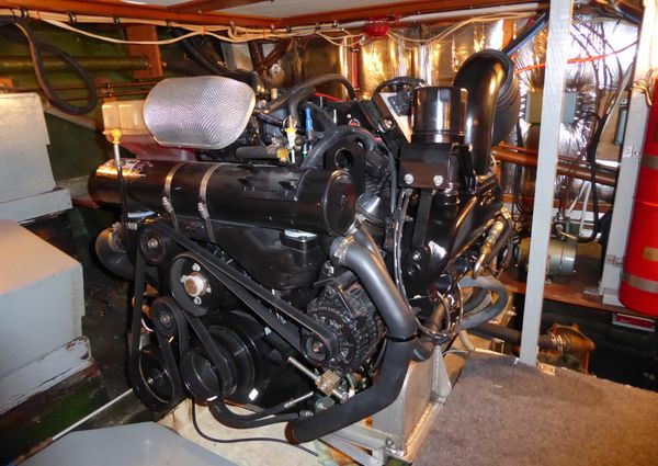 Bertram 42-MOTOR-YACHT image